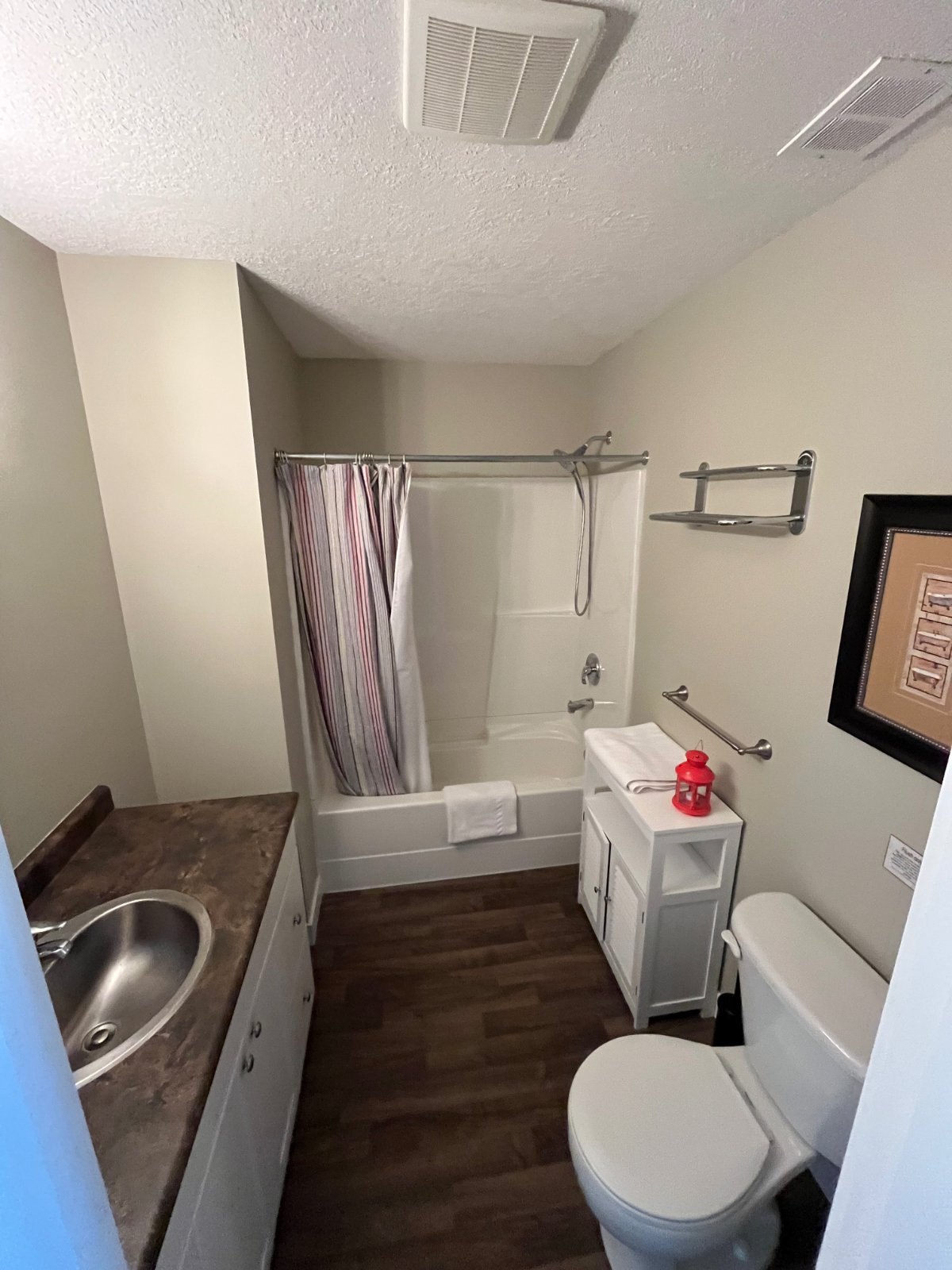 2 Bedroom Apartment for Rent - 7732 Squilax-Anglemont Rd, Columbia-Shuswap, BC 5
