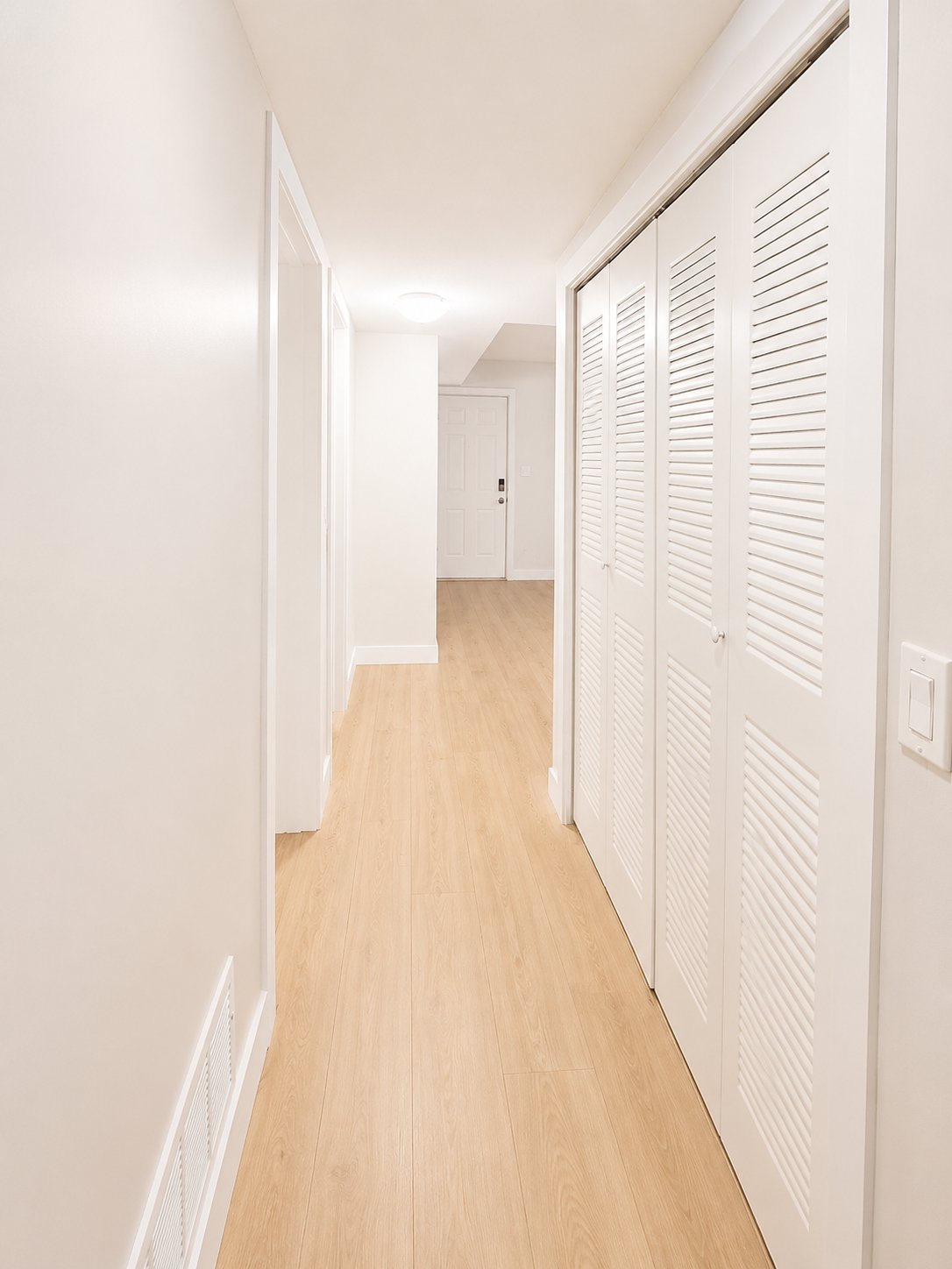 2 Bedroom Basement Suite for Rent - 194B St, Surrey, BC 3