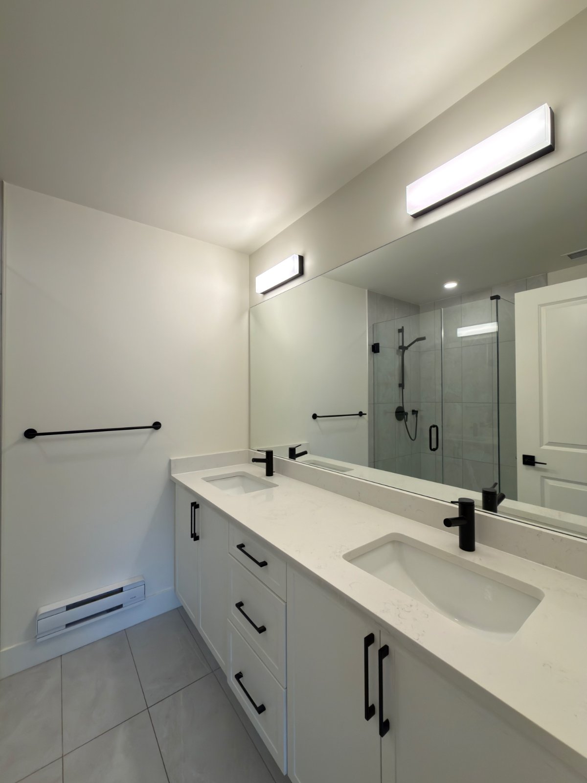 2 Bedroom Apartment for Rent - 7506 199 A St, Langley, BC 5