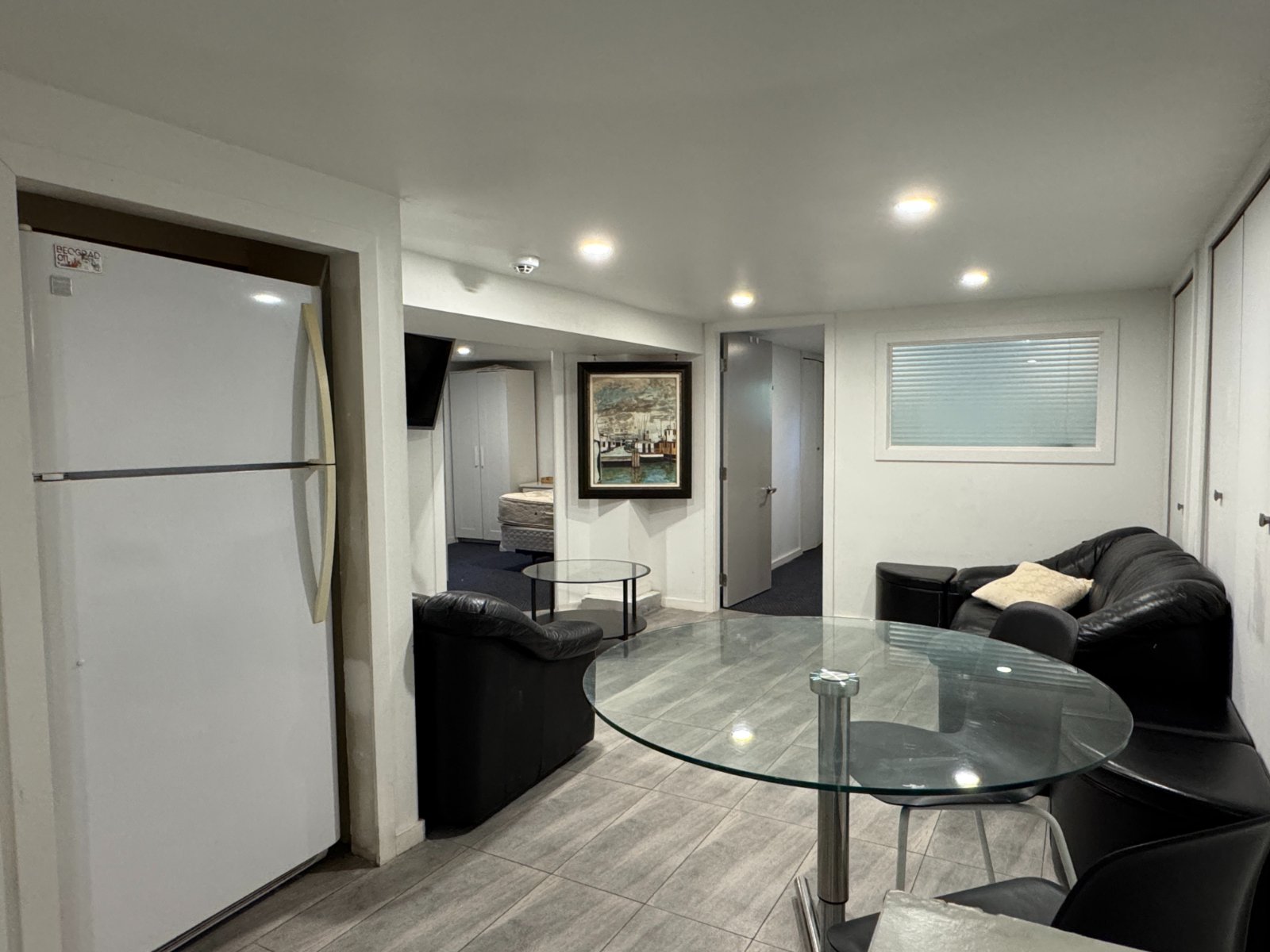 3 Bedroom Basement Suite for Rent - W 29th Ave, Vancouver, BC 2