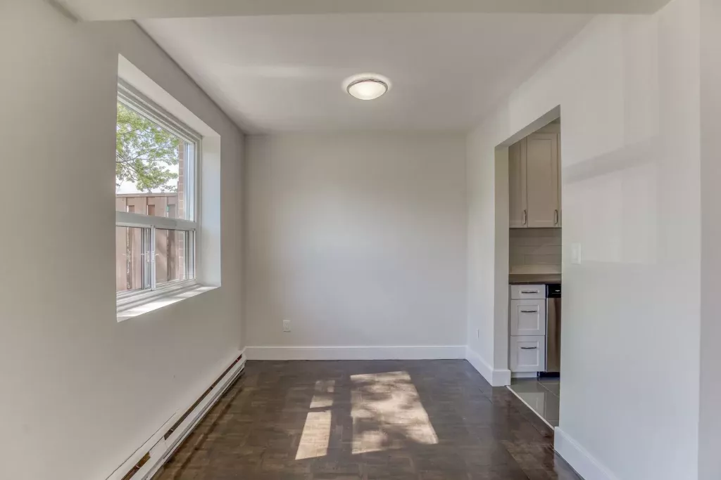 2 Bedroom Apartment for Rent - 10 Runnymede Rd., Kingston, ON 5