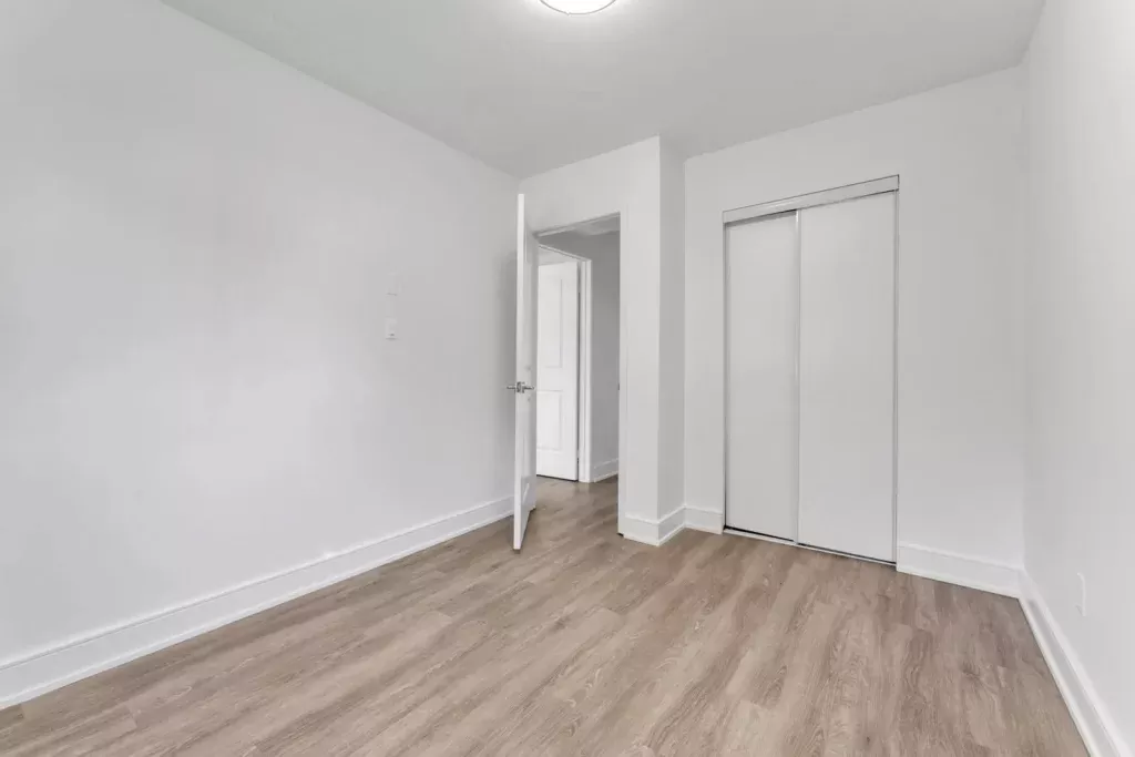 2 Bedroom Apartment for Rent - 371 Yonge Street, Kingston, ON 5