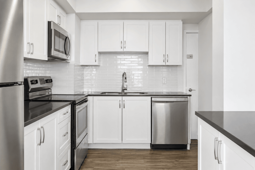 3 Bedroom Apartment for Rent - 84 Runnymede Rd., Kingston, ON 2