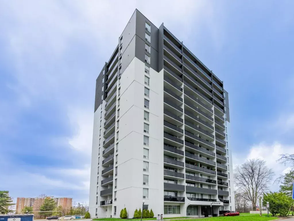 2 Bedroom Apartment for Rent - 580 The East Mall, Etobicoke, ON 2