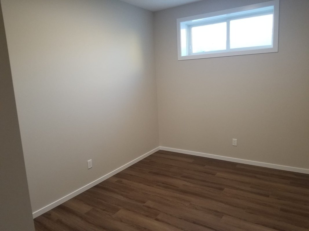 2 Bedroom Basement Suite for Rent - 17816 73 St NW, Edmonton, AB 5