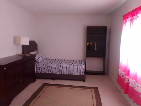 Room in Townhouse for Rent - 2319 56 St NE, Calgary, AB 3