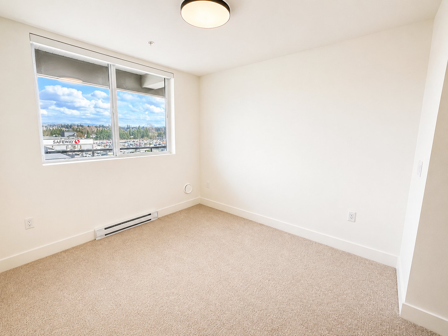 2 Bedroom Apartment for Rent - 20769 Fraser Hwy, Langley, BC 4