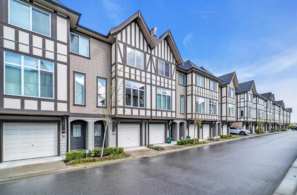 3 Bedroom Townhouse for Rent - 9728 Alexandra Rd, Richmond, BC 2
