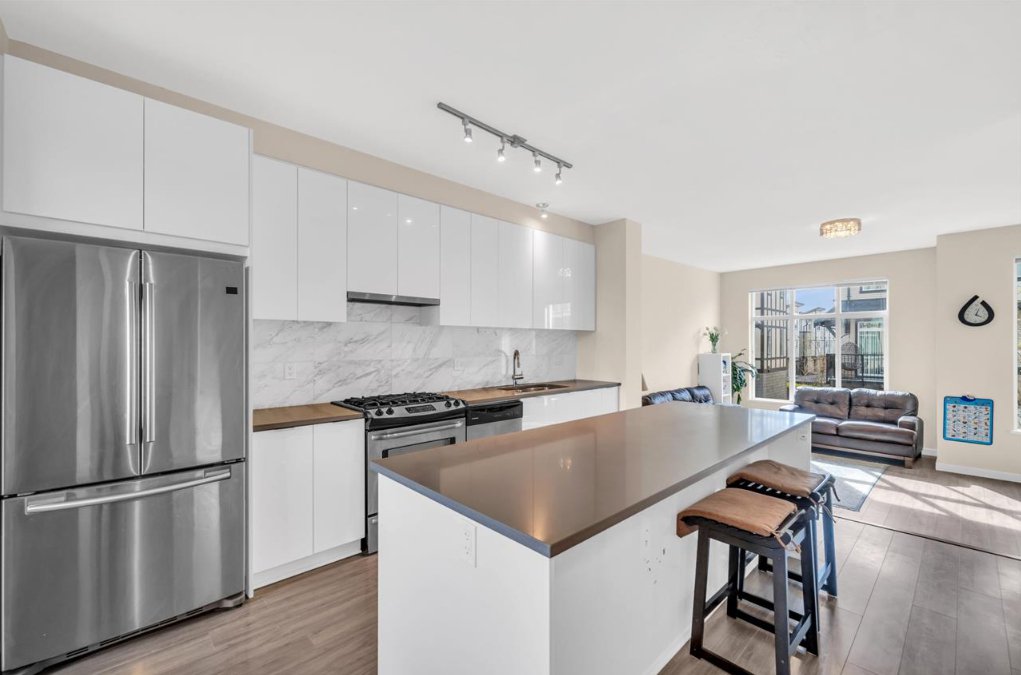 3 Bedroom Townhouse for Rent - 9728 Alexandra Rd, Richmond, BC 3