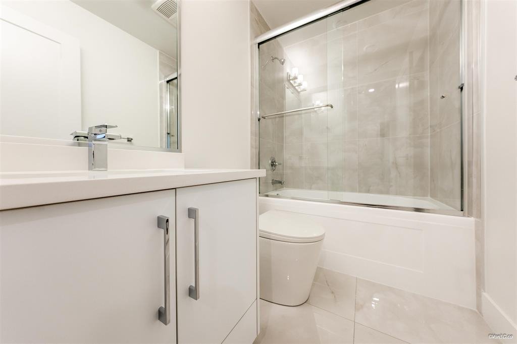 2 Bedroom House for Rent - 129A St, Surrey, BC 4