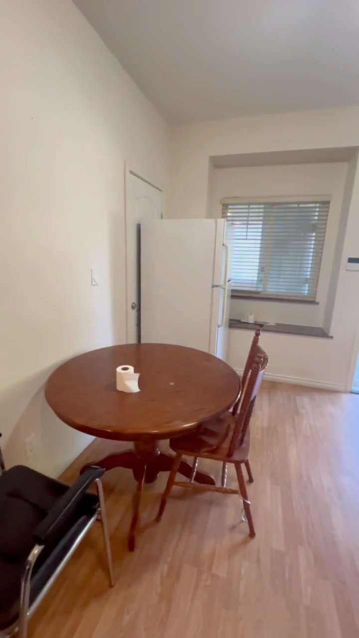 2 Bedroom Basement Suite for Rent - Elwell St, Burnaby, BC 2