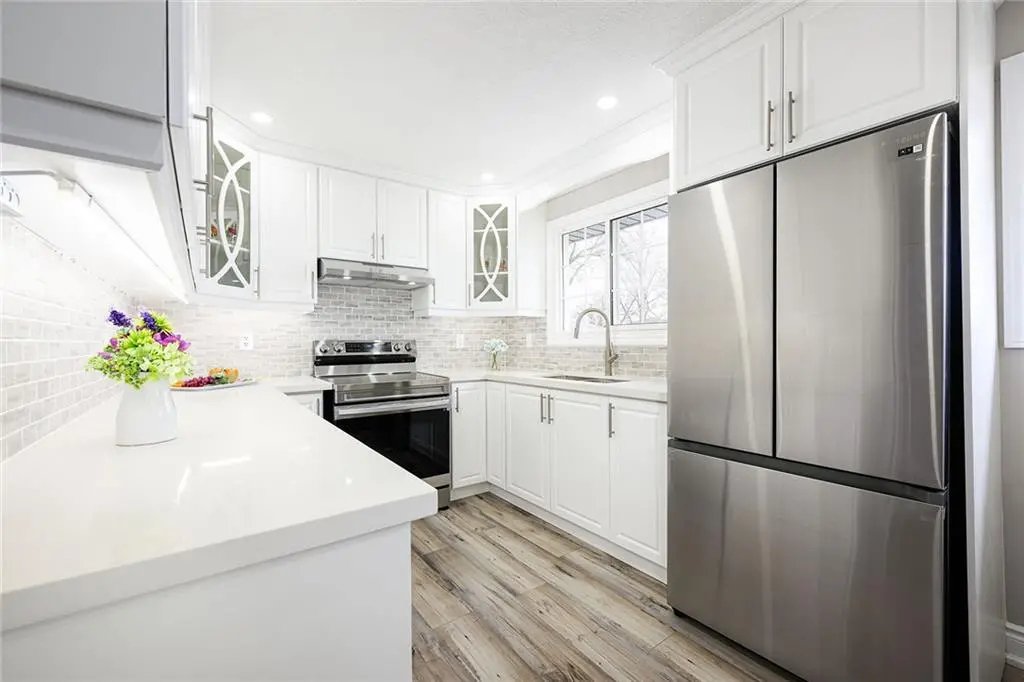 3 Bedroom House for Rent - 27 Fern Pl, Hamilton, ON 4