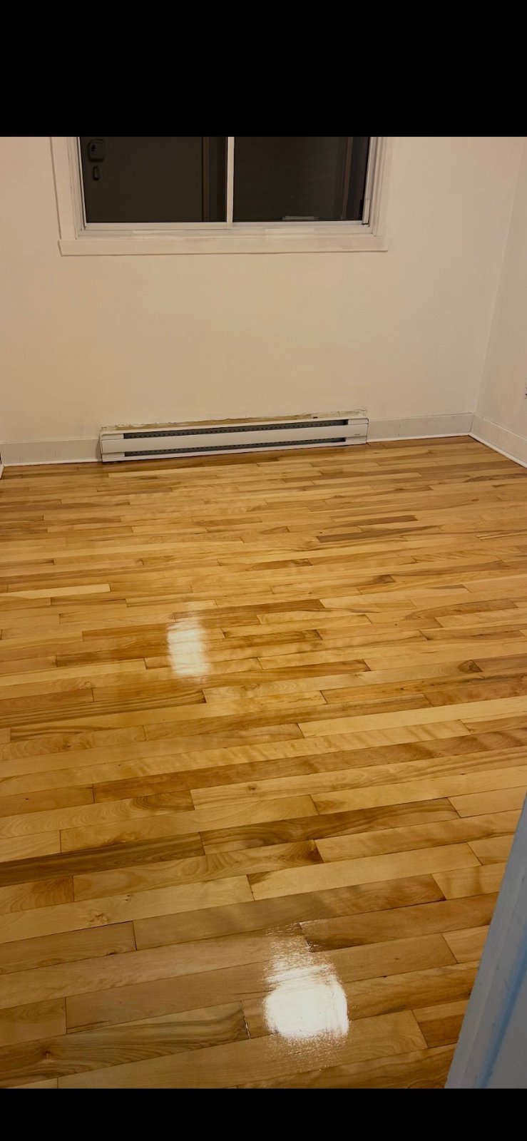 4 Bedroom Apartment for Rent - 6342 Boulevard Robert, Montréal, QC 4