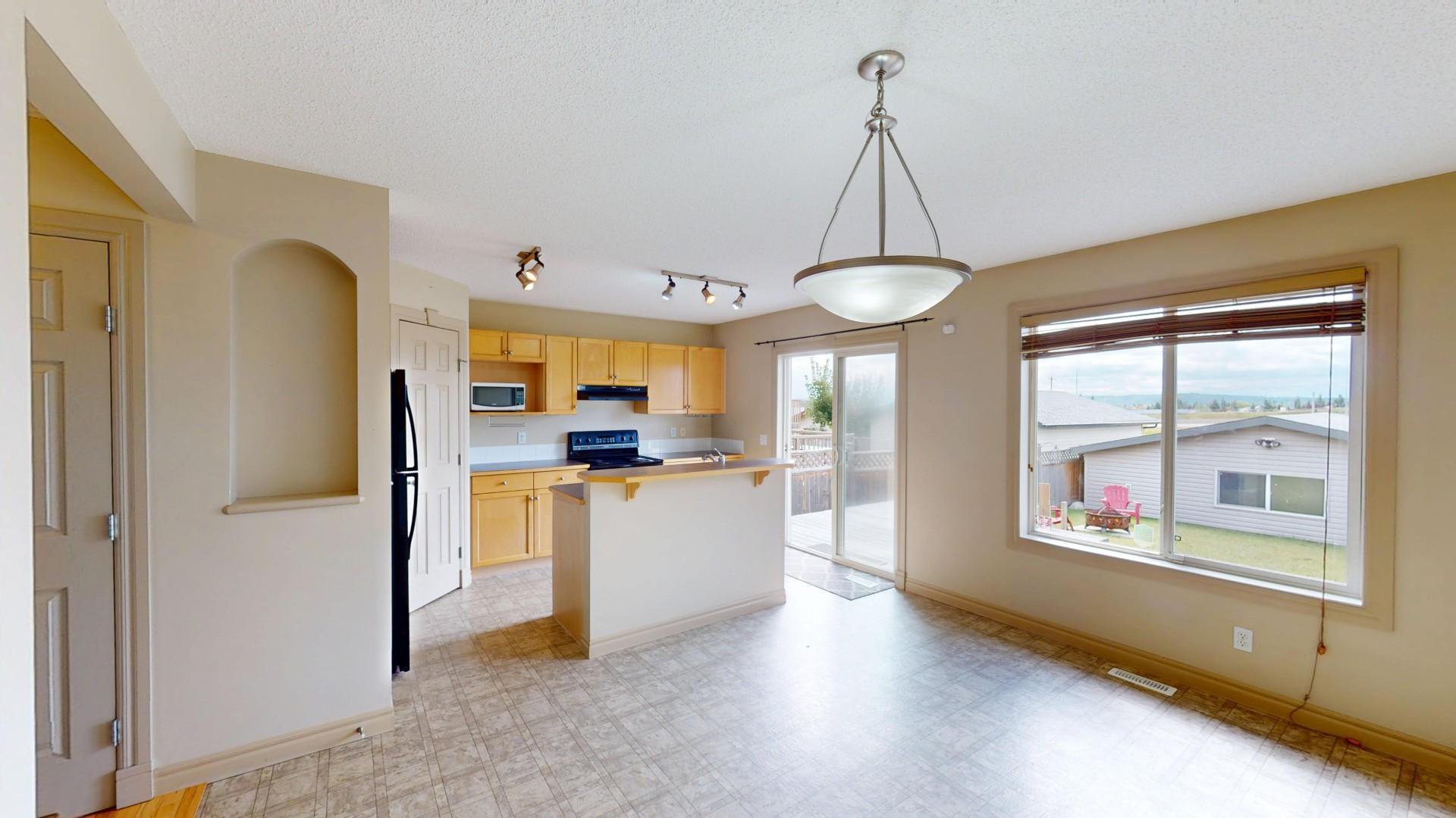 3 Bedroom House for Rent - 95 Arbour Meadows Close NW, Calgary, AB 4