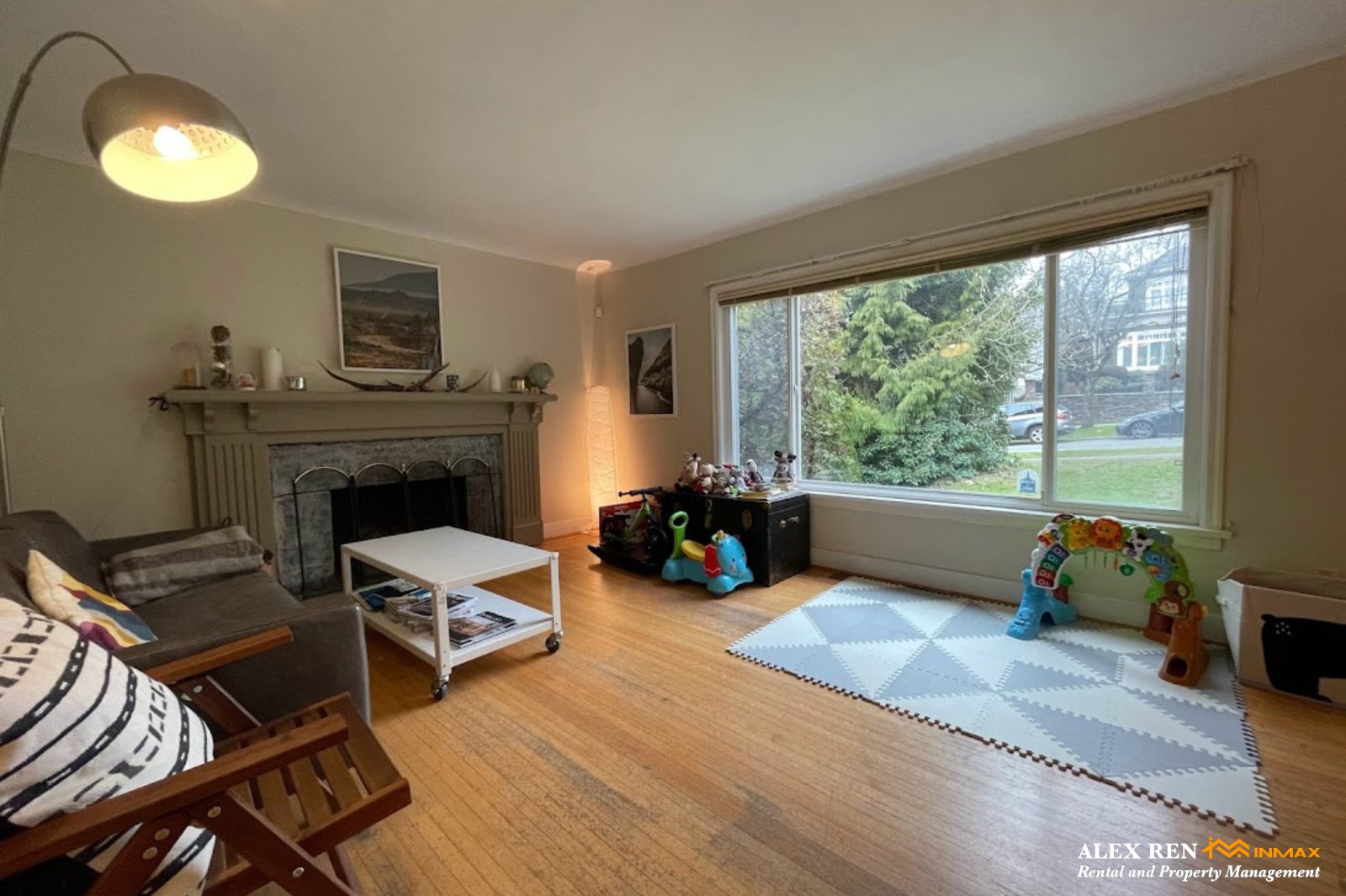 4 Bedroom House for Rent - W 58th Ave, Vancouver, BC 3