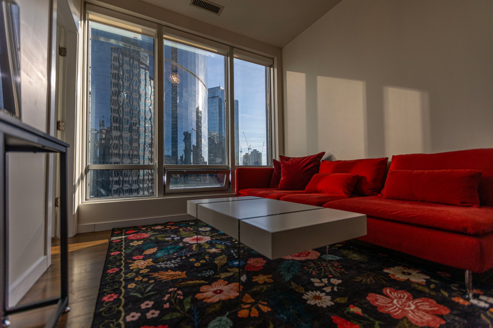 2 Bedroom Apartment for Rent - 989 Nelson St, Vancouver, BC 5