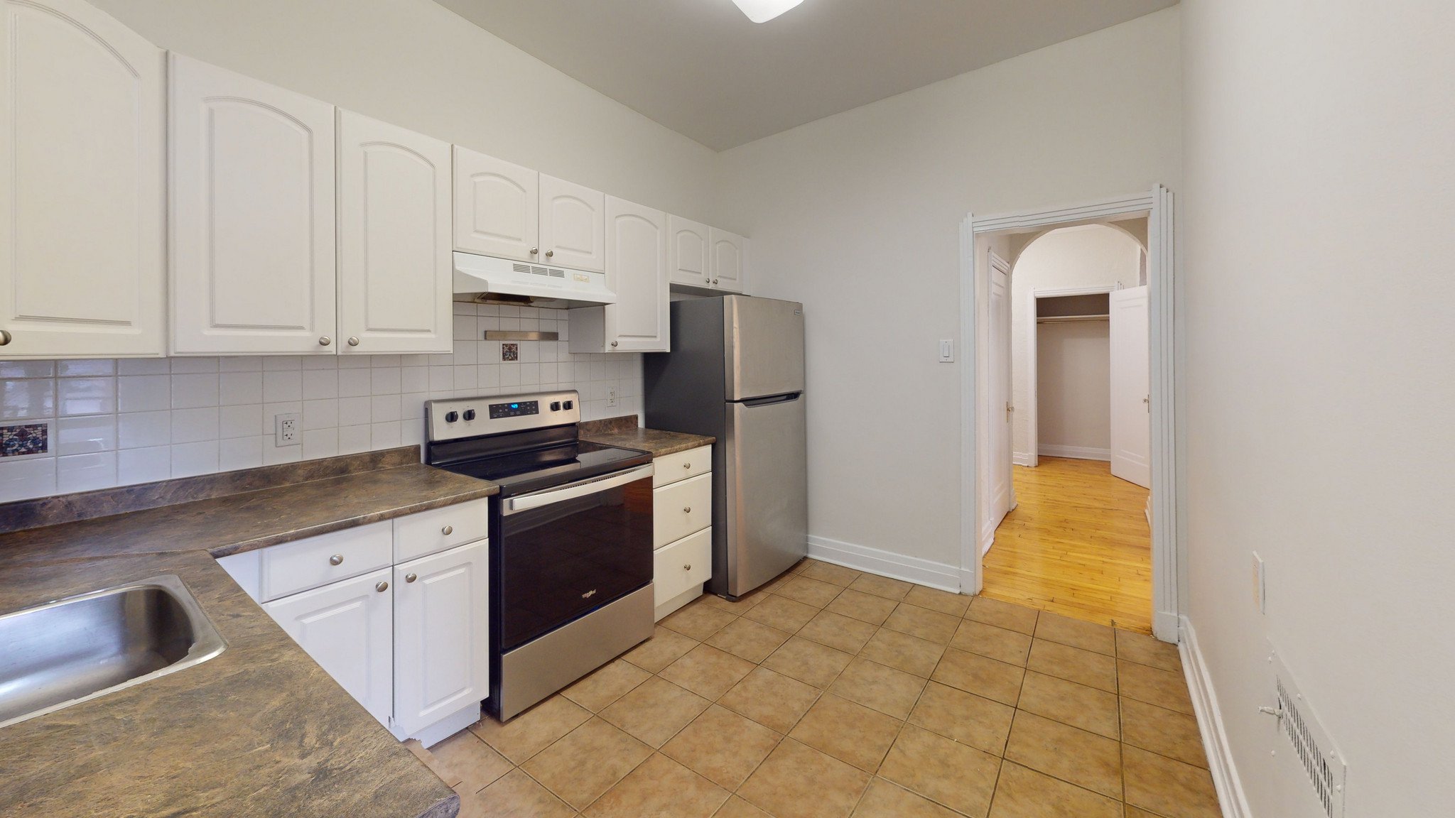 2 Bedroom Apartment for Rent - 335  Metcalfe Street, Ottawa, ON 3