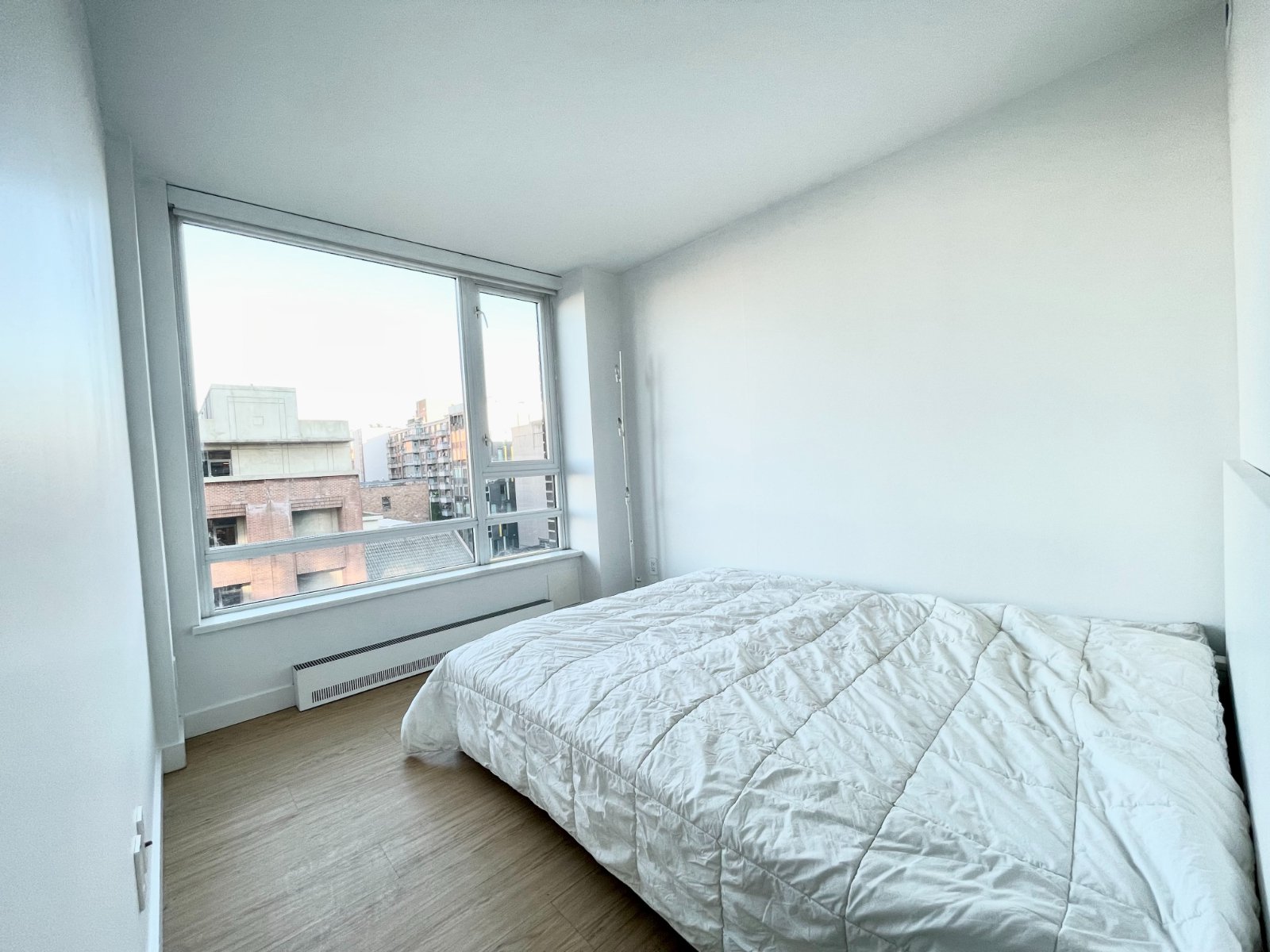 2 Bedroom Apartment for Rent - 188 Keefer Street, Vancouver, BC 5