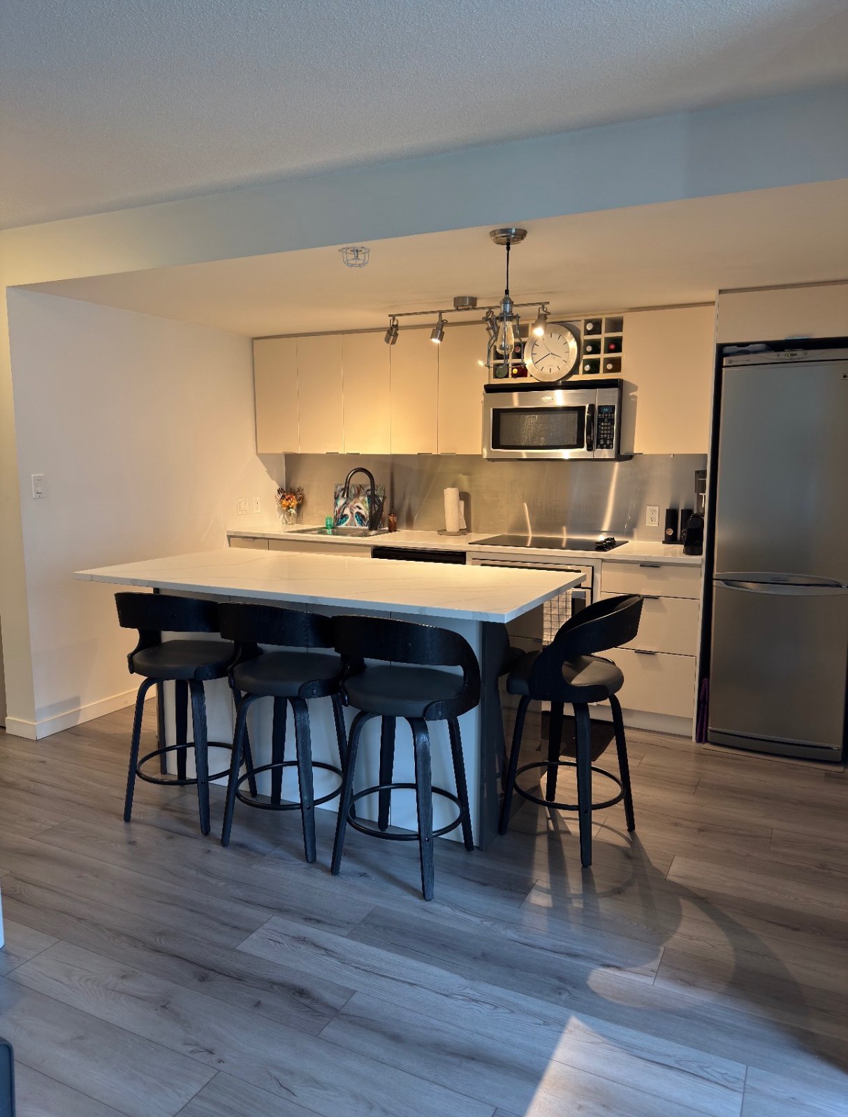 2 Bedroom Apartment for Rent - 233 Robson Street, Vancouver, BC 5