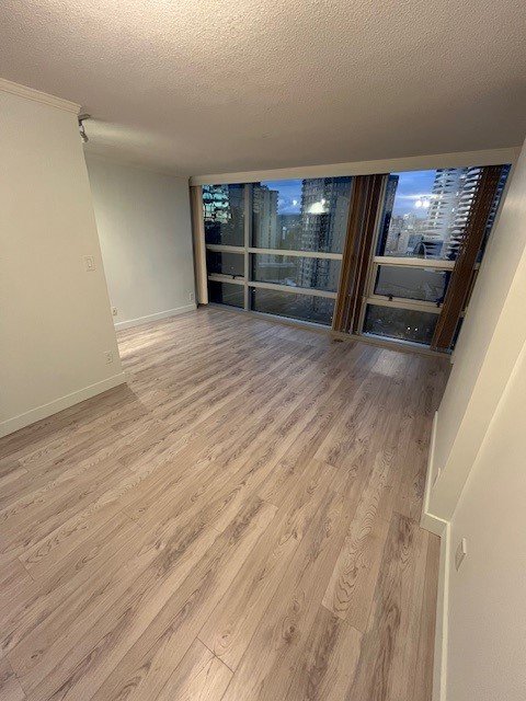 Studio Apartment for Rent - 1050 Burrard St, Vancouver, BC 5