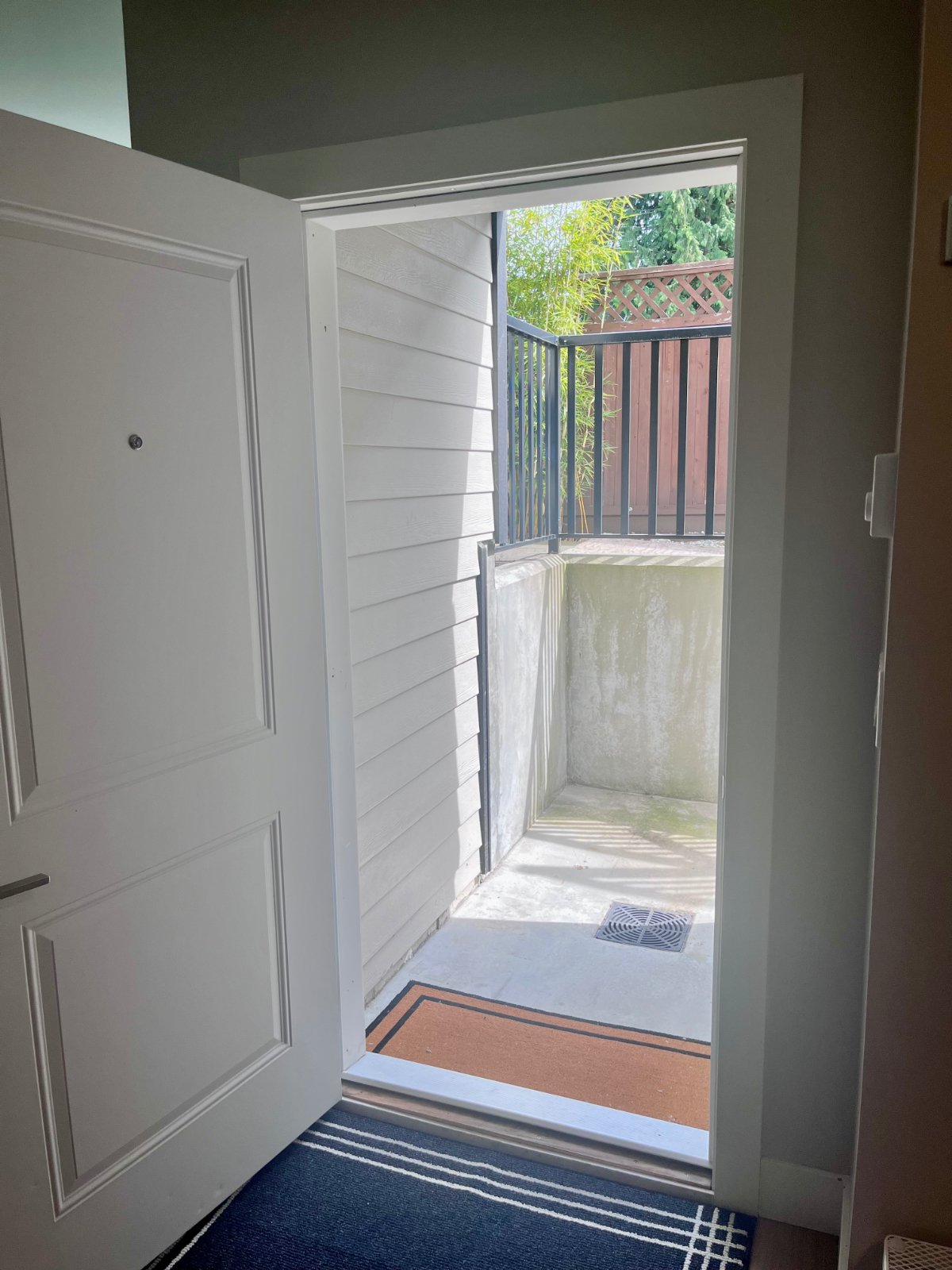 2 Bedroom Private Suite for Rent - Greylynn Cres, North Vancouver District, BC 5