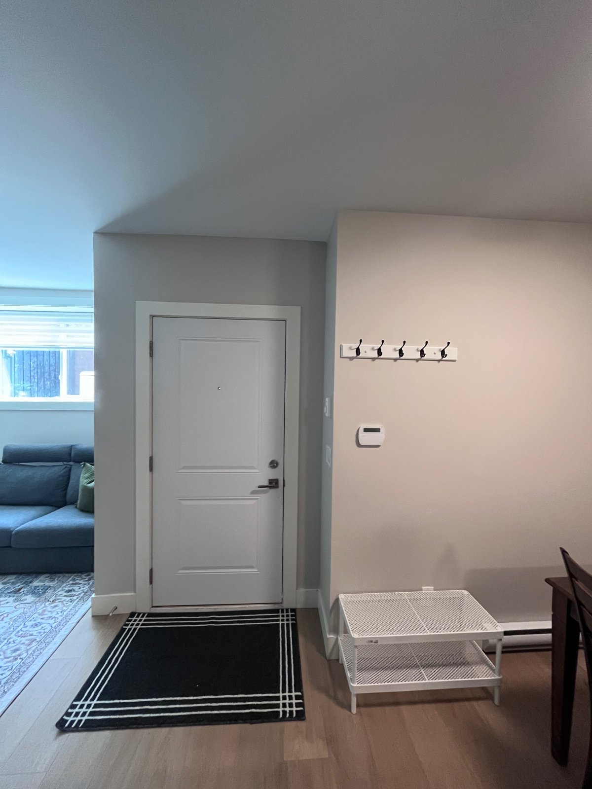2 Bedroom Private Suite for Rent - Greylynn Cres, North Vancouver District, BC 4