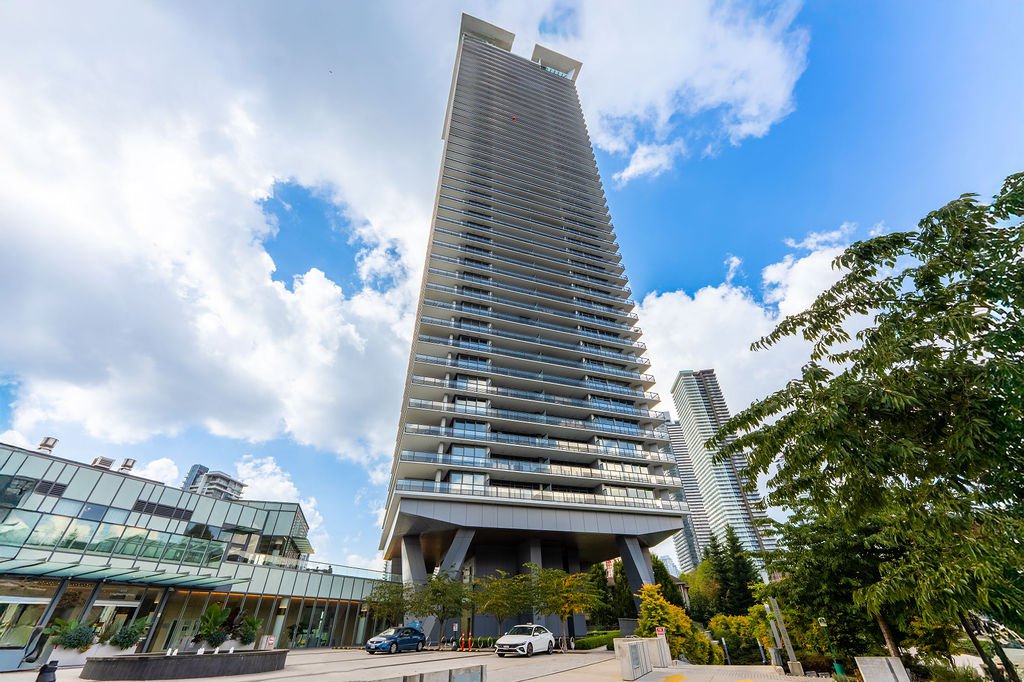 2 Bedroom Apartment for Rent - 4720 Lougheed Hwy, Burnaby, BC 2