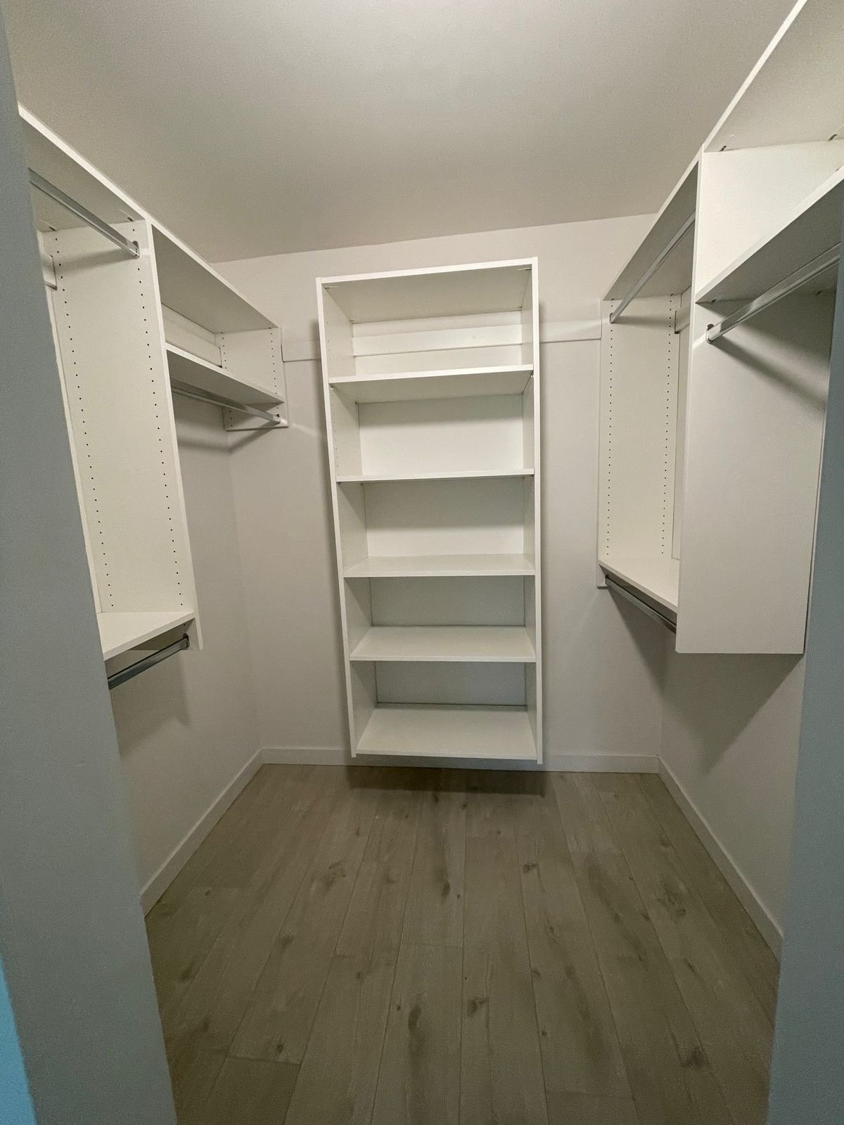 2 Bedroom Apartment for Rent - 908 Berkley Road, North Vancouver, BC 5