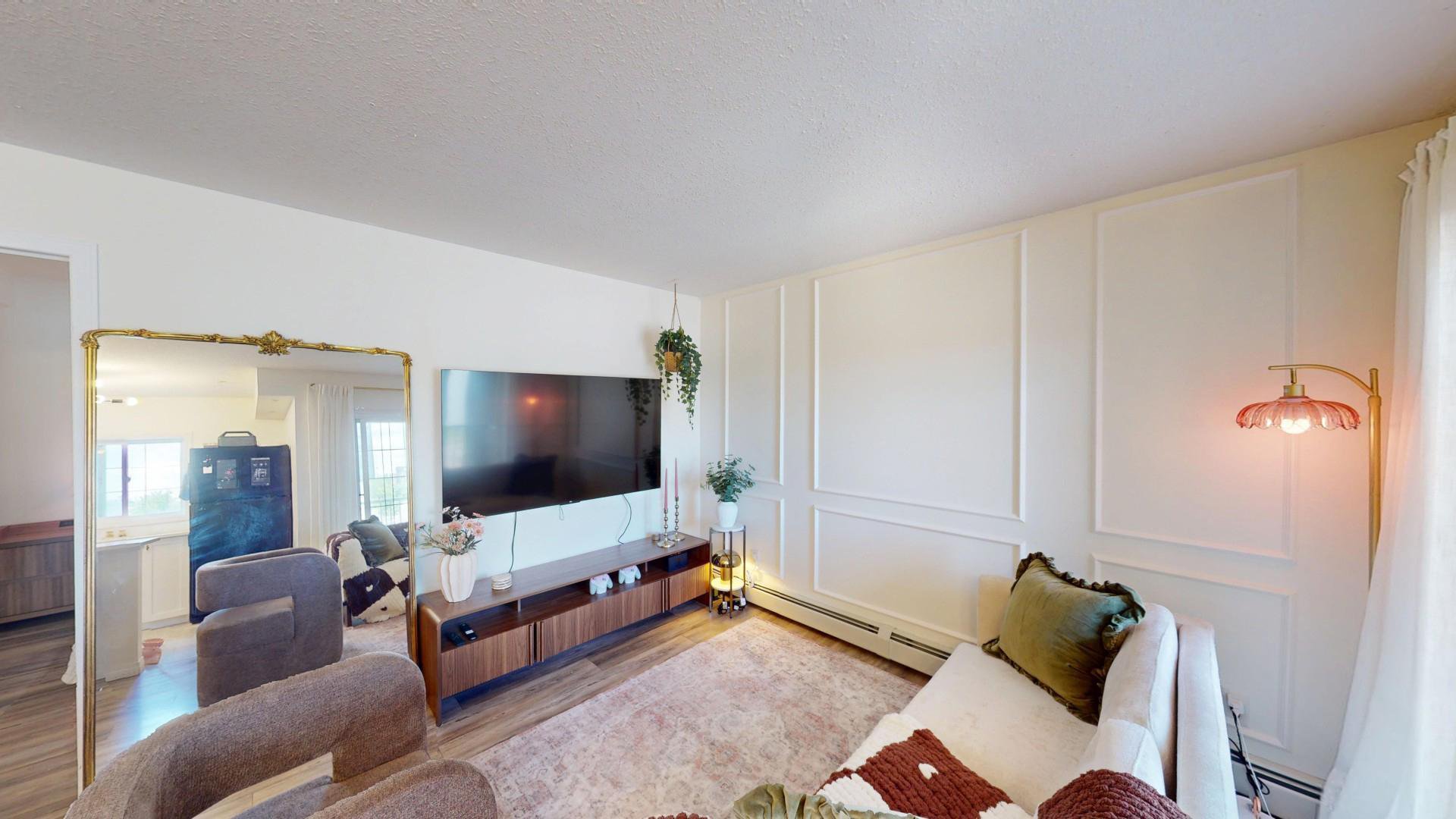2 Bedroom Apartment for Rent - 630 217 - 630 8 Avenue Southeast, Calgary, AB 3