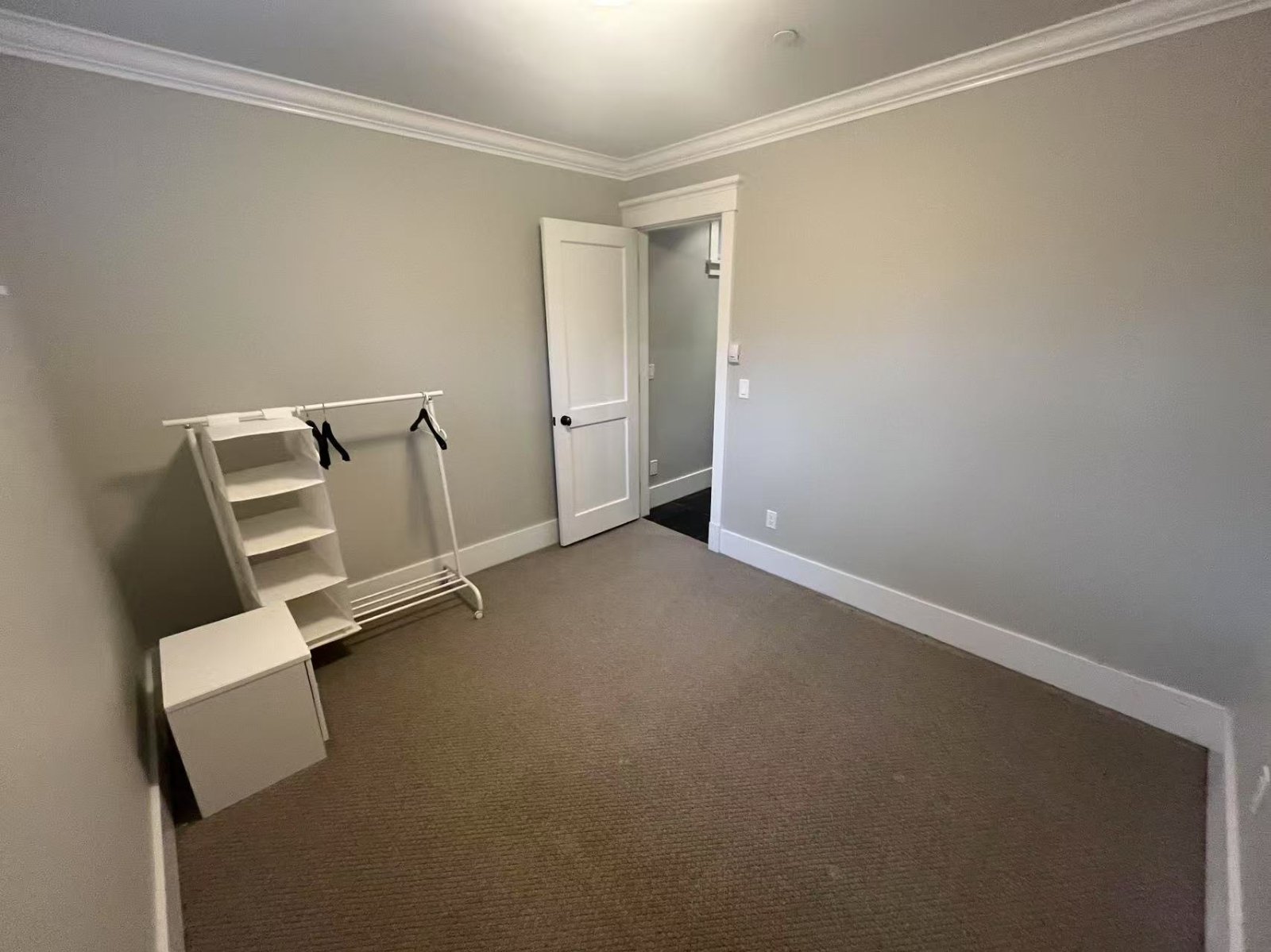2 Bedroom Private Suite for Rent - 3854 W.14th Ave, Vancouver, BC 5