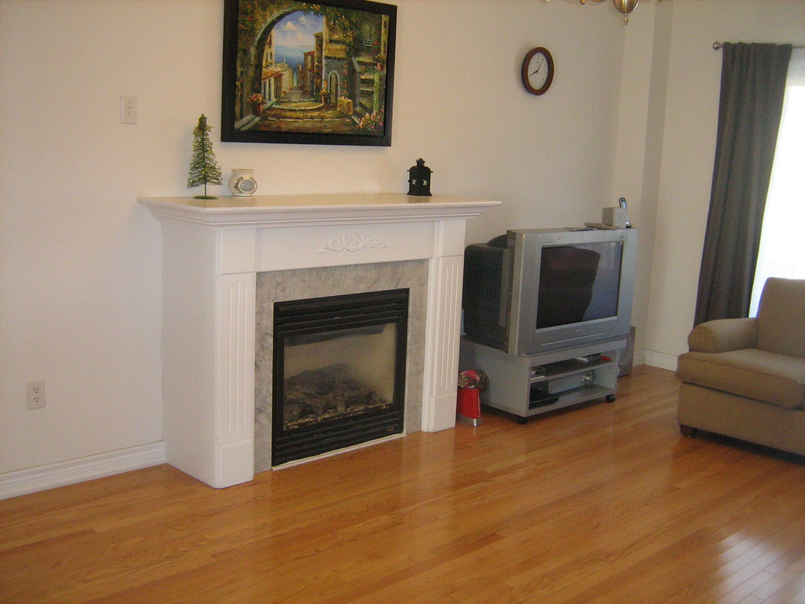 4 Bedroom House for Rent - 18 Asner Ave, Vaughan, ON 4