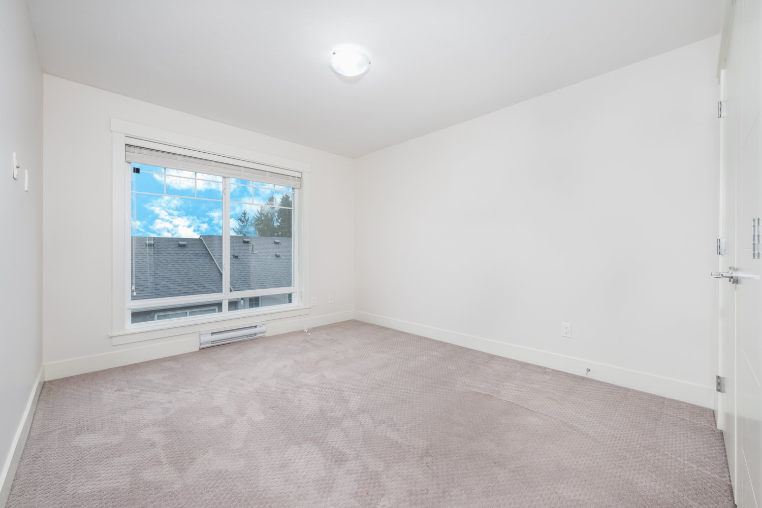 4 Bedroom Townhouse for Rent - 11267 133 St Surrey, BC V3R 0E3, Surrey, BC 2