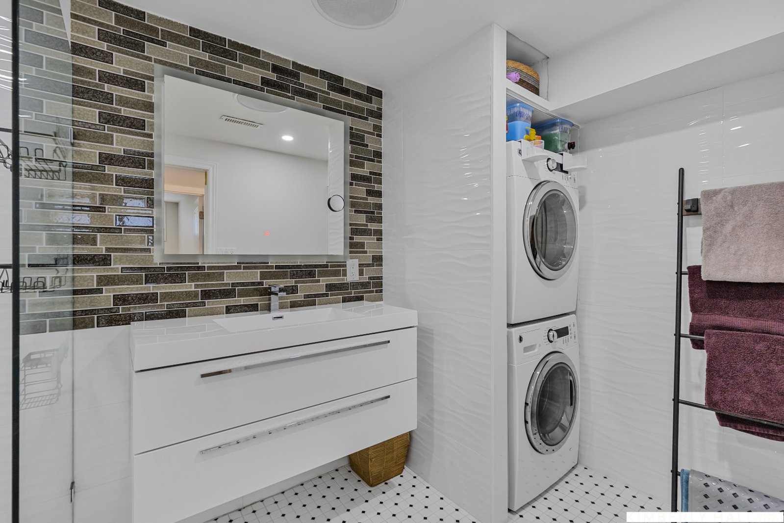 2 Bedroom Apartment for Rent - Chamberlain Rd, Burlington, ON 2
