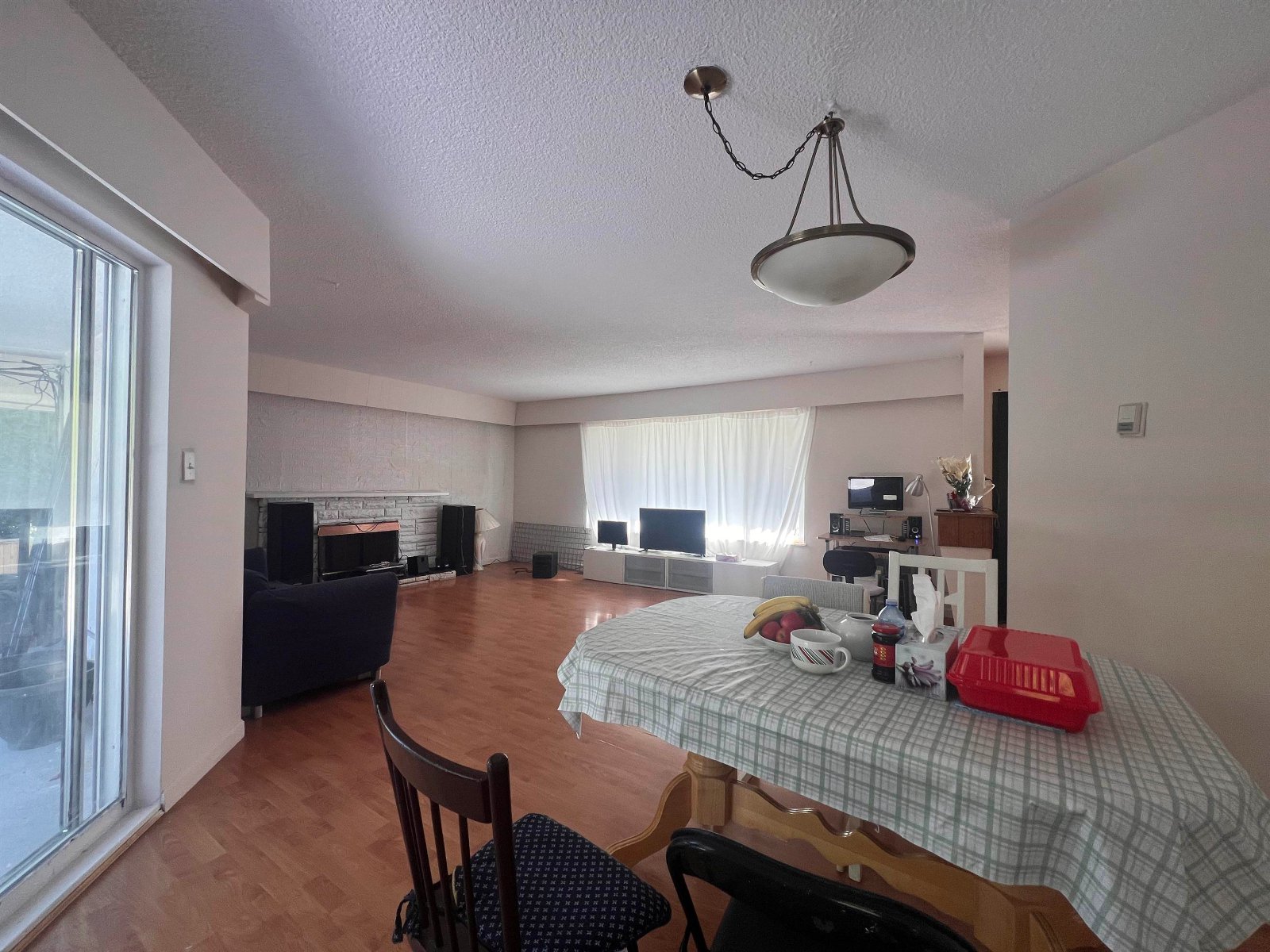 3 Bedroom House for Rent - Kraft Pl, Burnaby, BC 3