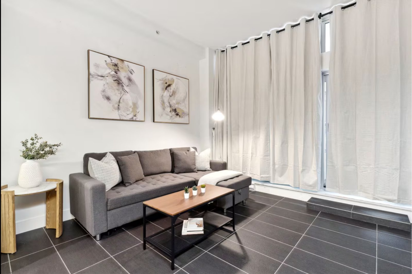 Room in Apartment for Rent - 33 W Pender St, Vancouver, BC 2