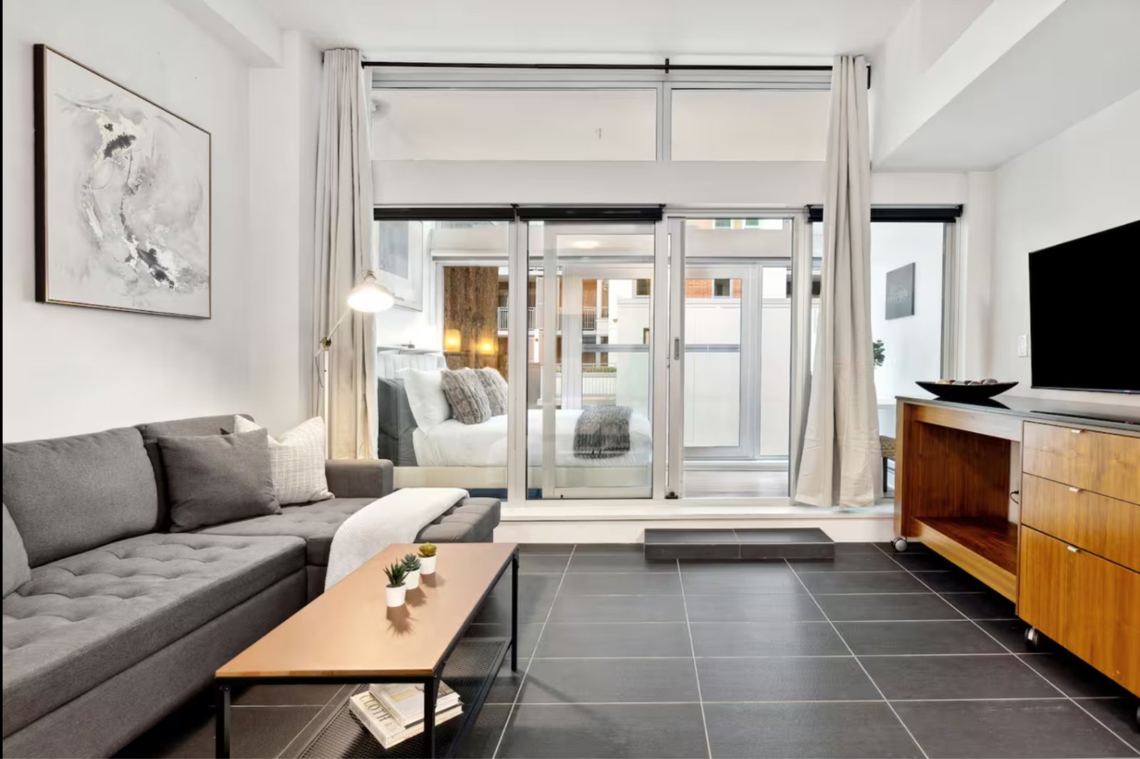 Room in Apartment for Rent - 33 W Pender St, Vancouver, BC 3