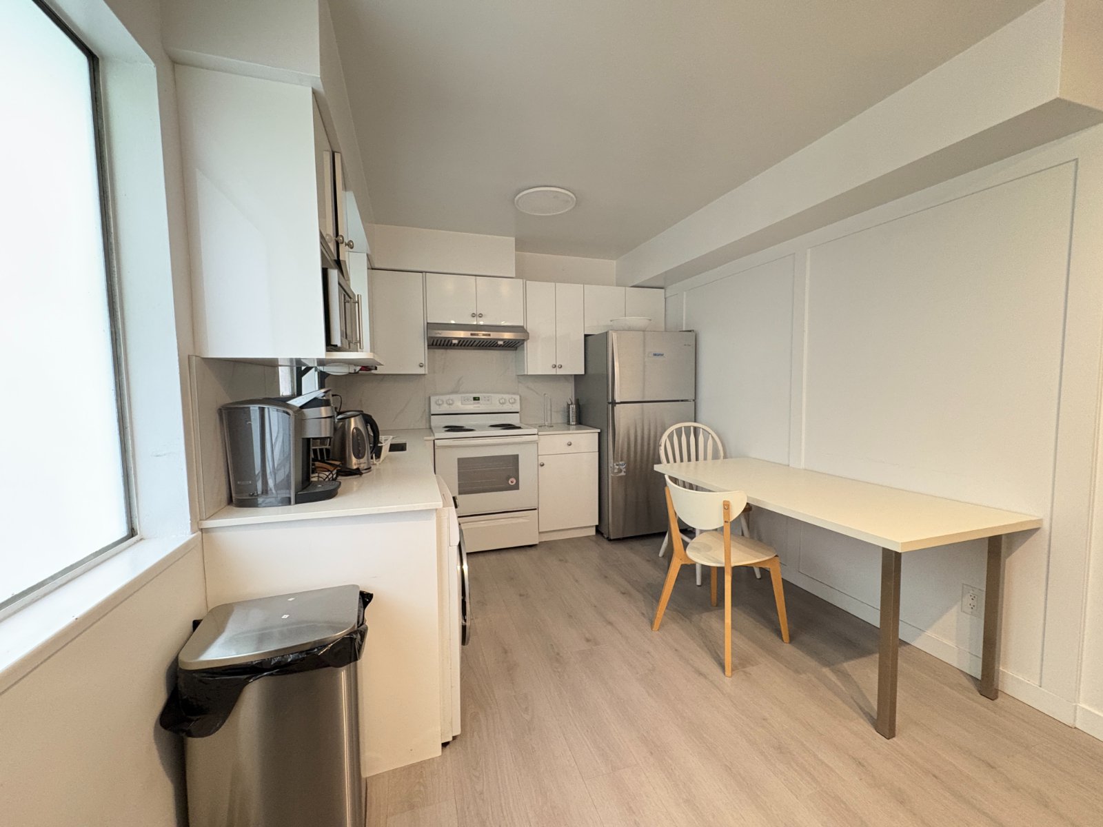 3 Bedroom Garden Suite for Rent - Earles St, Vancouver, BC 2