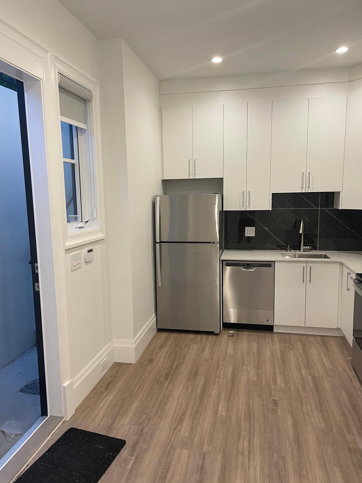 2 Bedroom Private Suite for Rent - 155B St, Surrey, BC 5
