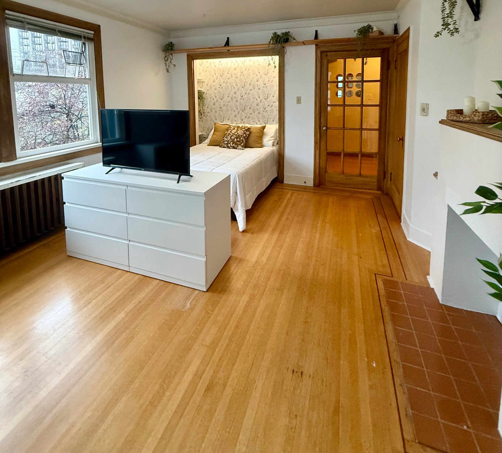 Studio Apartment for Rent - 1116 Pendrell St, Vancouver, BC 5
