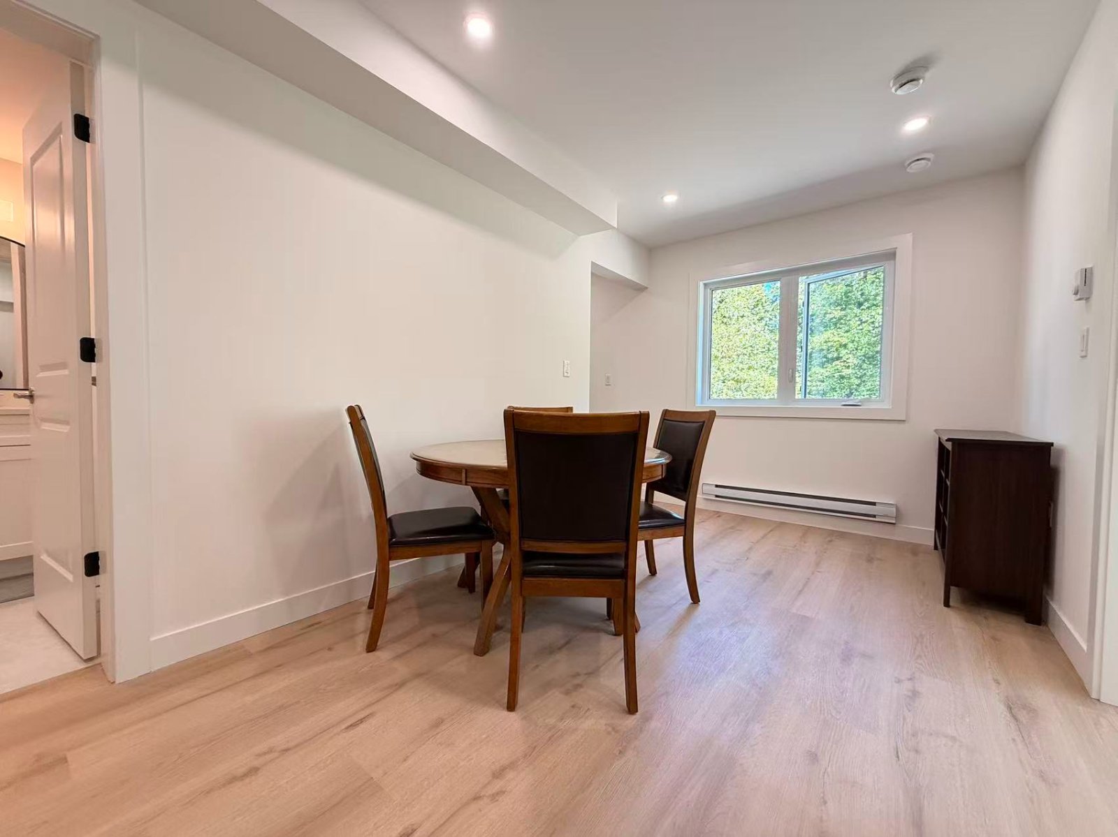 3 Bedroom Laneway Suite for Rent - 4750 Barker Cres, Burnaby, BC 3