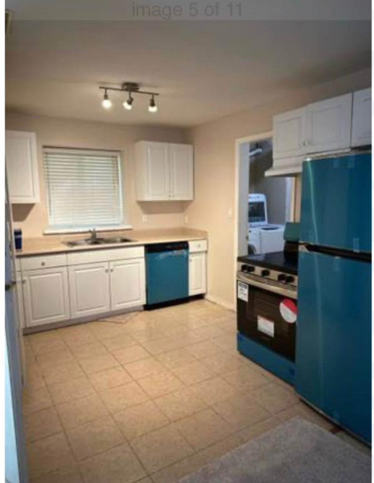 3 Bedroom Apartment for Rent - Sedge Ct, Coquitlam, BC 2