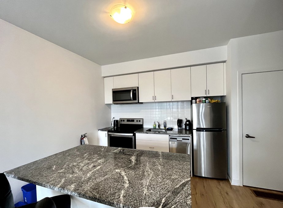 3 Bedroom Townhouse for Rent - 1760 Simcoe St N, Oshawa, ON 3