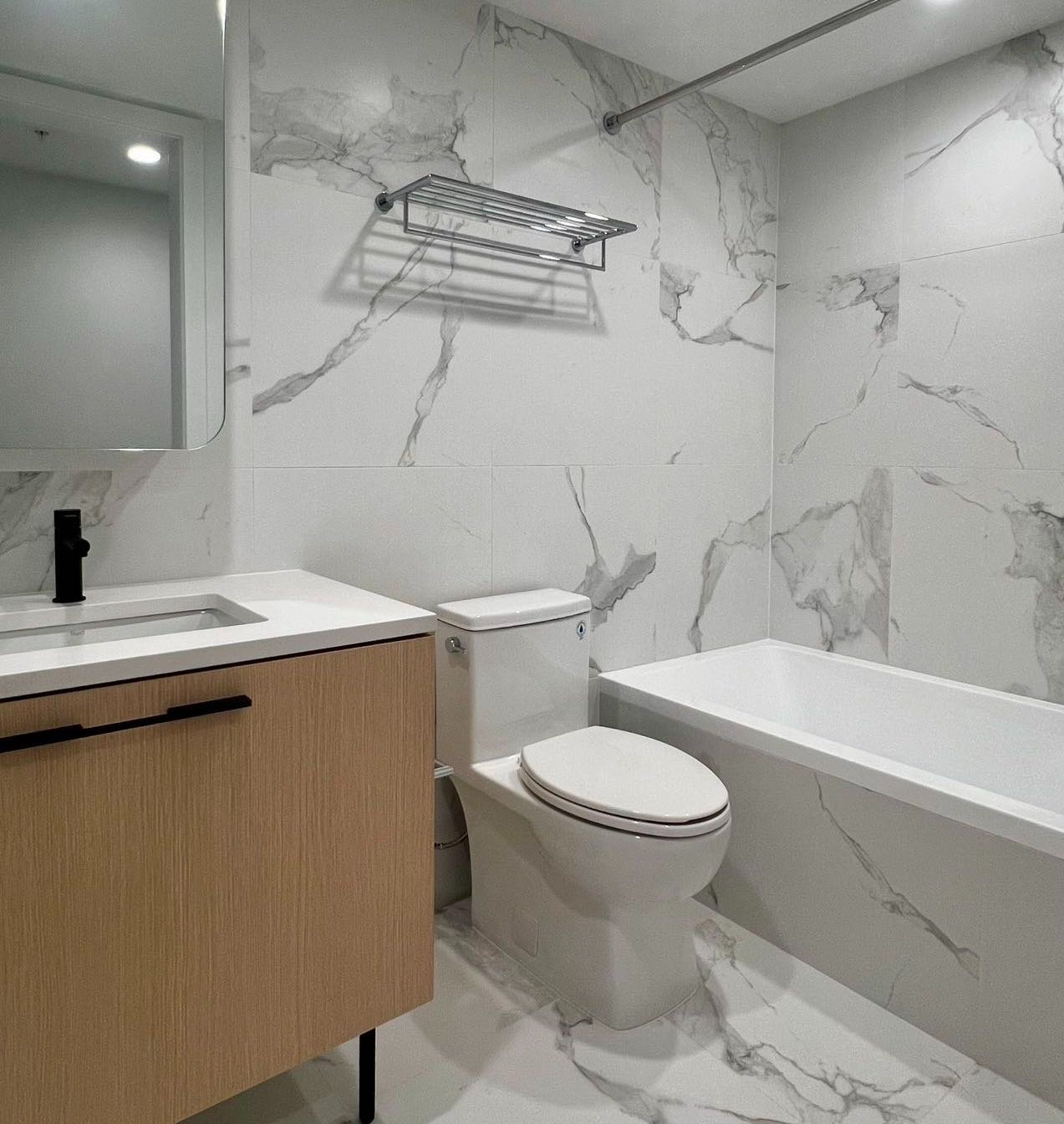 Room in Apartment for Rent - 5189 Earles St, Vancouver, BC 4