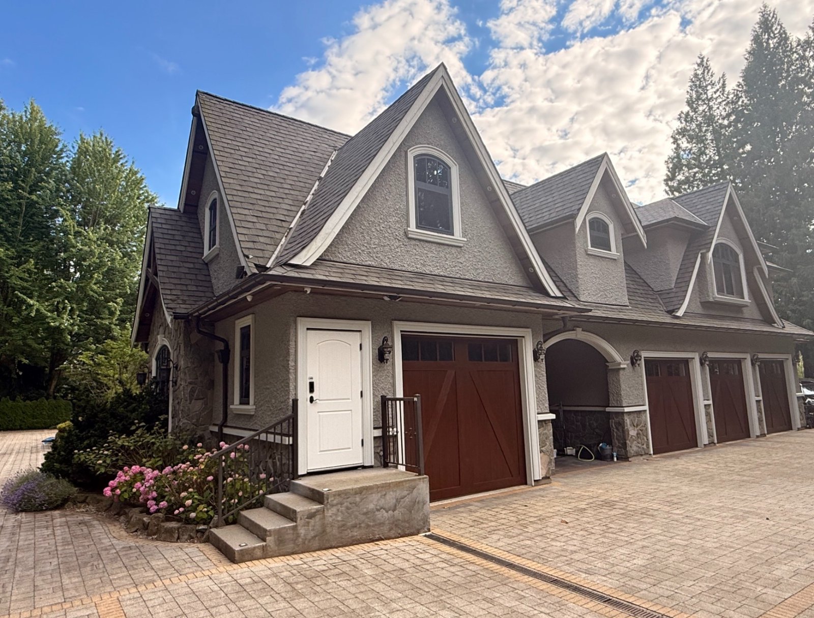 2 Bedroom Private Suite for Rent - 196th, Surrey, BC 2
