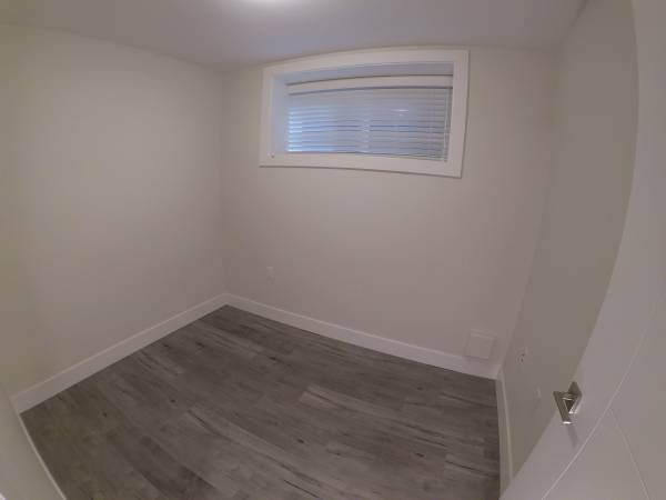 2 Bedroom Private Suite for Rent - E 52nd Ave, Vancouver, BC 4