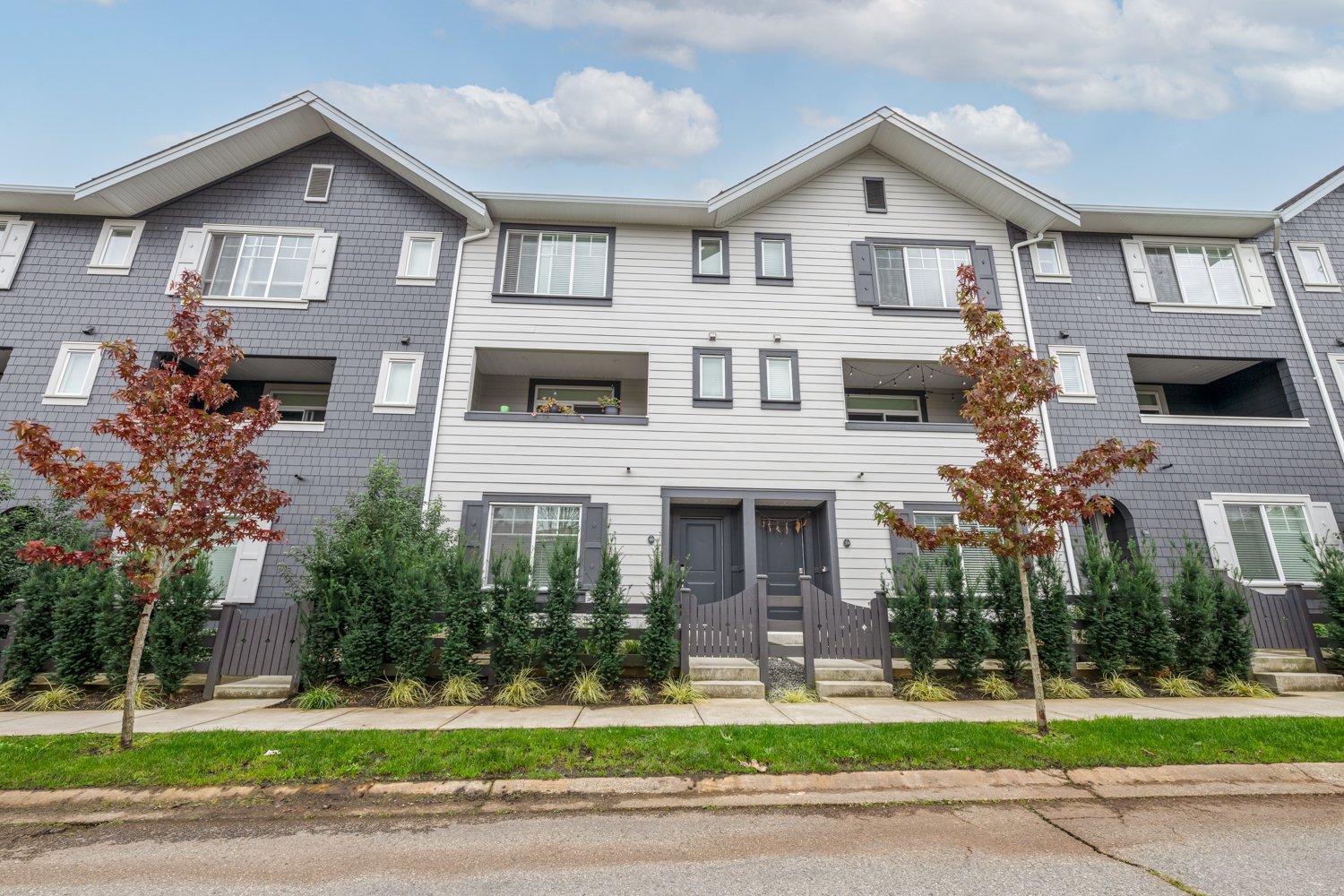 Room in Townhouse for Rent - 15489 99A Ave, Surrey, BC 3