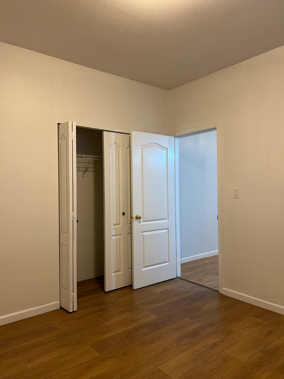 2 Bedroom Basement Suite for Rent - 162B St, Surrey, BC 5
