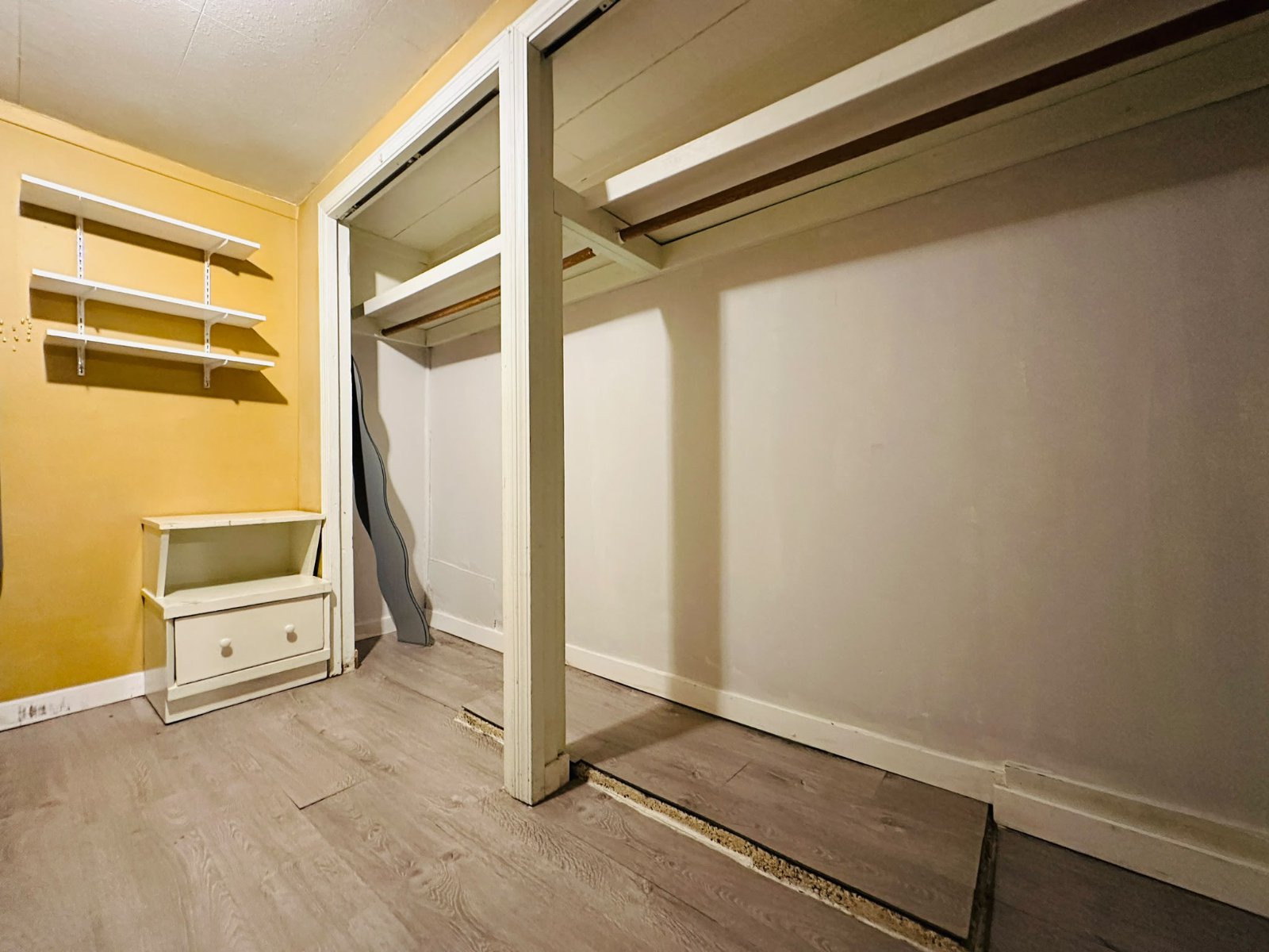 2 Bedroom House for Rent - 2219 W 6th Ave, Vancouver, BC 3