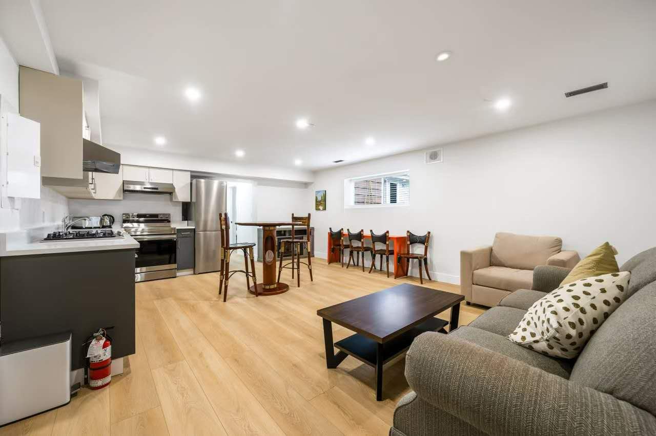 Room in House for Rent - 5670 Kullahun Dr, Vancouver, BC 5