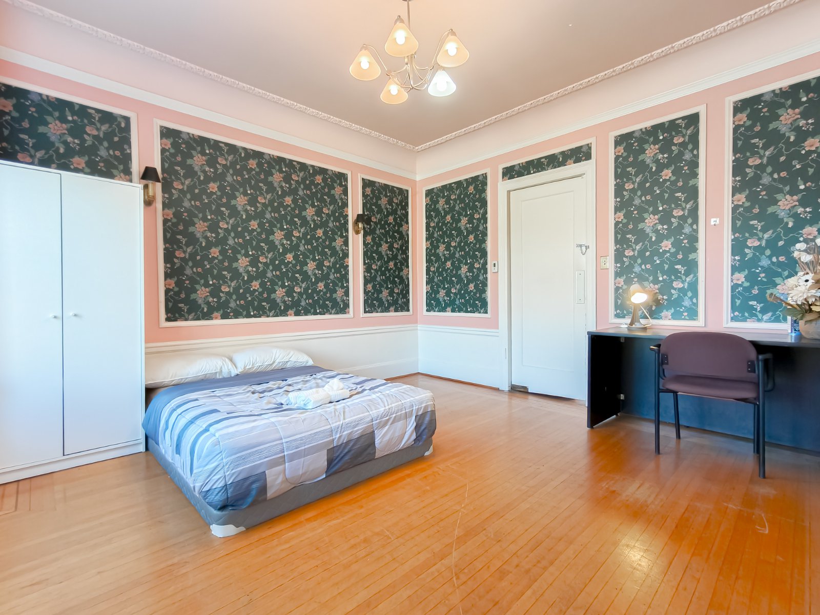 Room in House for Rent - Allison Rd, Vancouver, BC 3